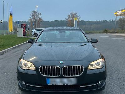 BMW 528