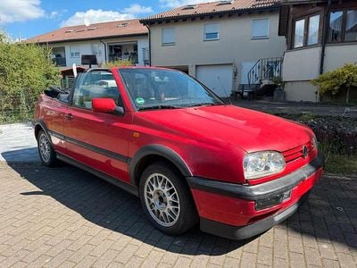 Gebraucht VW Golf 90 PS (66 kW) 1994 Rot Cabrio