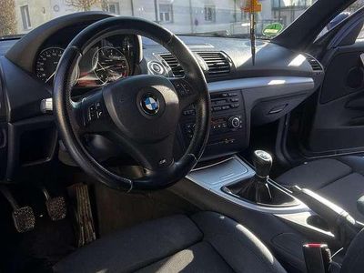 Gebraucht BMW 116 M Sport 122 PS (89 kW) 2009 Schwarz Kleinwagen