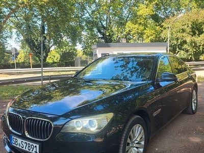 BMW 730