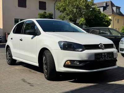 Gebraucht VW Polo Trendline 75 PS (55 kW) 2014 Weiß Kleinwagen
