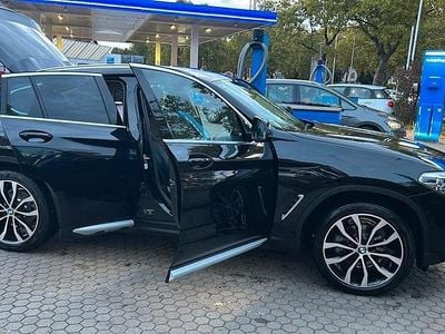 Second-hand BMW X4 Sport Line 190 CP (139 kW) 2021 Negru SUV