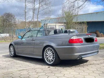 Gebraucht BMW 325 Cabriolet 192 PS (141 kW) 2002 Grau Cabrio