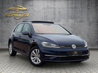 Gebraucht VW Golf VII Comfortline 110 PS (80 kW) 2018 Blau Limousine