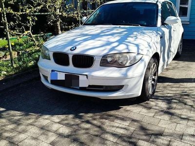 Gebraucht BMW 118 143 PS (105 kW) 2008 Weiß Kleinwagen