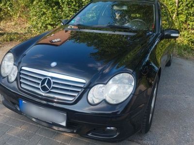 Mercedes 220