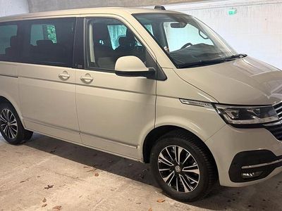 Usado VW Multivan Sound 204 HP (150 kW) 2022 Bege Monovolume