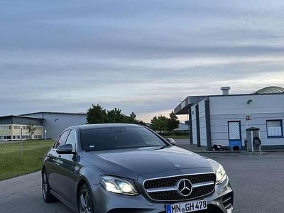 Gebraucht Mercedes E220 AMG line 194 PS (142 kW) 2017 Limousine