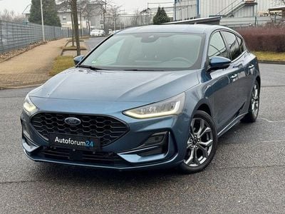 Gebraucht Ford Focus ST-Line 125 PS (91 kW) 2023 Blau Limousine