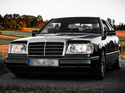 Second-hand Mercedes E300 180 CP (132 kW) 1992 Coupe