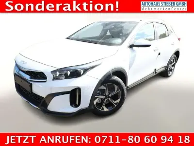 Neu Kia XCeed 116 PS (85 kW) 2026 Deluxe white SUV