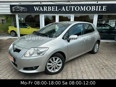 Gebraucht Toyota Auris Executive 124 PS (91 kW) 2008 Silber Kombi