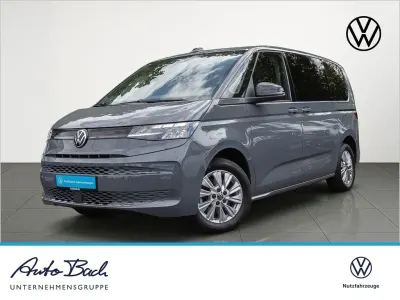Gebraucht VW Multivan Basis 150 PS (110 kW) 2022 Grau Van / Kleinbus