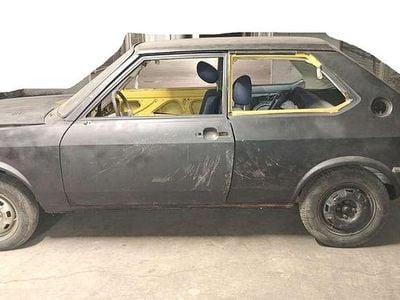 Gebraucht Audi 50 Basis 50 PS (36 kW) 1977 Gelb Kleinwagen