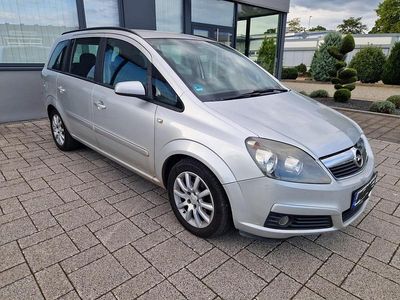 Gebraucht Opel Zafira 120 PS (88 kW) 2007 Silber Van / Kleinbus