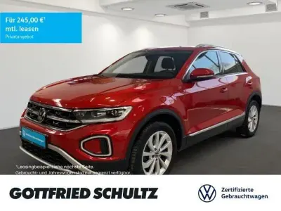Second-hand VW T-Roc Style 110 CP (80 kW) 2022 Roșu SUV