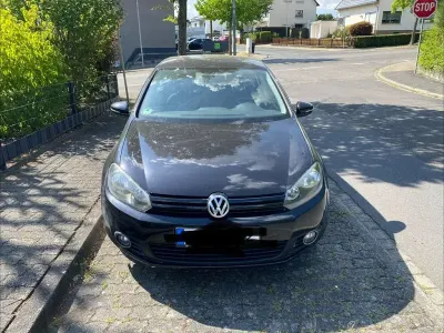 Gebraucht VW Golf VII Trendline 80 PS (58 kW) 2012 Schwarz Limousine