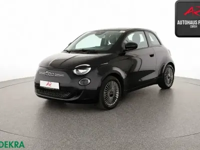 Gebraucht Fiat 500e Icon 86 kW (118 PS) 2022 Schwarz Kleinwagen