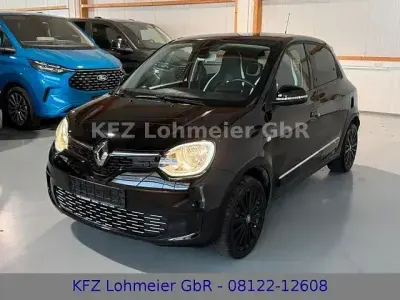 Gebraucht Renault Twingo Urban Night 60 kW (82 PS) 2021 Black pearl schwarz metallic Kleinwagen
