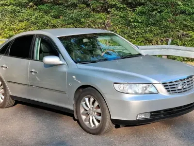 Gebraucht Hyundai Grandeur 235 PS (172 kW) 2006 Silber Limousine