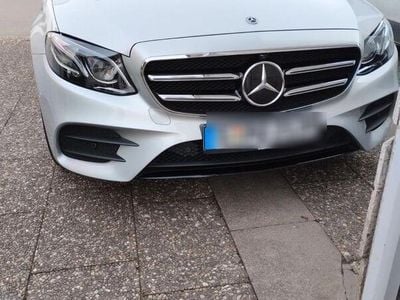 Mercedes E300
