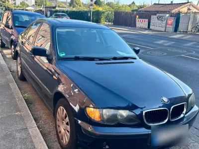 Gebraucht BMW 316 116 PS (85 kW) 2003 Blau Limousine