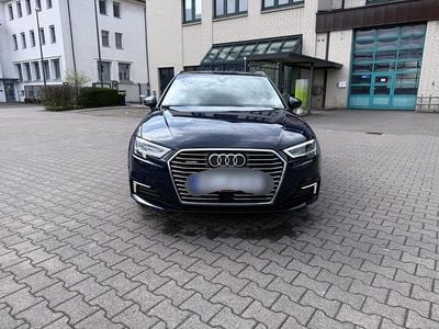 Gebraucht Audi A3 Comfort 204 PS (150 kW) 2020 Blau Limousine