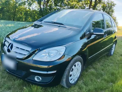 Gebraucht Mercedes B160 95 PS (69 kW) 2009 Schwarz Van / Kleinbus