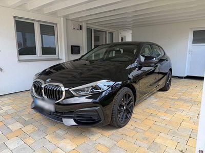 Brugt BMW 120 Sport Line 178 HK (130 kW) 2022 Sort Hatchback