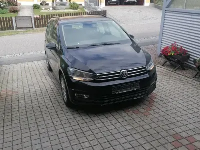 Gebraucht VW Touran 110 PS (80 kW) 2015 Schwarz Van / Kleinbus