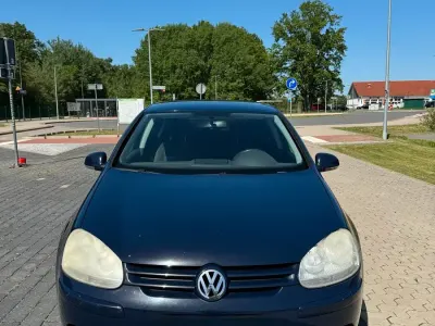 Gebraucht VW Golf IV 101 PS (74 kW) 2005 Blau Limousine