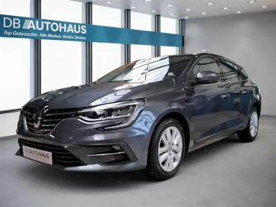 Second-hand Renault Mégane GrandTour Business 140 CP (102 kW) 2022 Gri Break