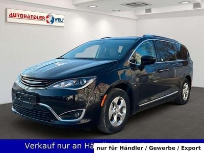 Gebraucht Chrysler Pacifica 254 PS (186 kW) 2019 Schwarz Van / Kleinbus