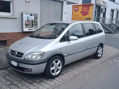 Gebraucht Opel Zafira 147 PS (108 kW) 2004 Silber Van / Kleinbus