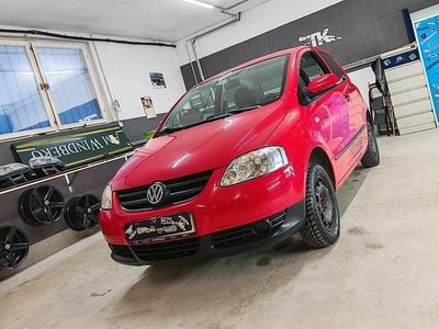 Gebraucht VW Fox 55 PS (40 kW) 2009 Rot Kleinwagen