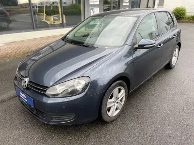 Gebraucht VW Golf VI Comfortline 122 PS (89 kW) 2009 Blau Limousine