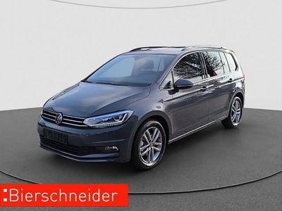 Gebraucht VW Touran Highline 150 PS (110 kW) 2024 Grau Van / Kleinbus