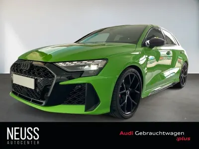 Gebraucht Audi RS3 Sport 400 PS (294 kW) 2025 Grün Limousine