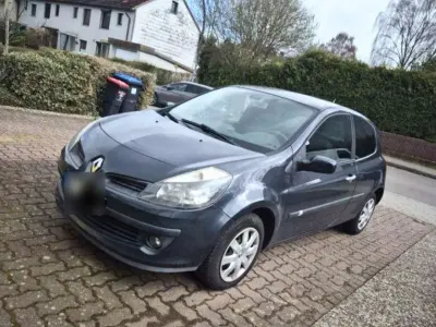 Gebraucht Renault Clio Dynamique 88 PS (64 kW) 2006 Kleinwagen