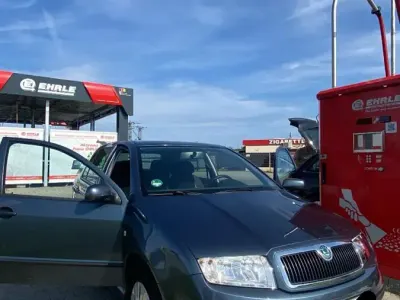 Gebraucht Skoda Fabia 63 PS (46 kW) 2005 Blau Kleinwagen