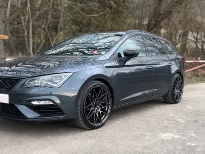 Second-hand Seat Leon ST 4Drive 300 CP (220 kW) 2019 Gri Break