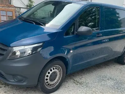 Gebraucht Mercedes Vito 136 PS (100 kW) 2018 Blau Van