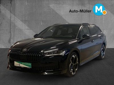 Neu Skoda Superb SportLine 193 PS (141 kW) 2025 Schwarz Kombi