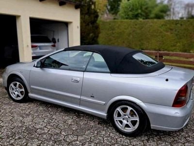 Gebraucht Opel Astra Cabriolet 101 PS (74 kW) 2002 Silber Cabrio