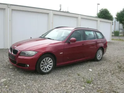 Gebraucht BMW 320 Cabriolet 184 PS (135 kW) 2011 Rot Cabrio