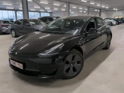 Usado Tesla Model 3 Standard Range 225 kW (306 HP) 2023 Preto Sedan
