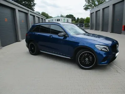 Gebraucht Mercedes GLC300 AMG 245 PS (180 kW) 2018 Blau SUV