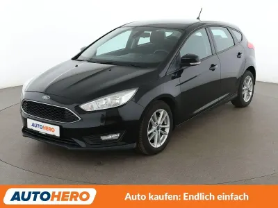 Gebraucht Ford Focus Trend+ 125 PS (91 kW) 2018 Schwarz Limousine