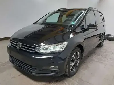 Gebraucht VW Touran Business 150 PS (110 kW) 2024 Schwarz Van / Kleinbus
