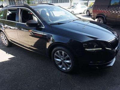 Gebraucht Skoda Octavia Style 150 PS (110 kW) 2017 Schwarzmagic perleffekt Kombi